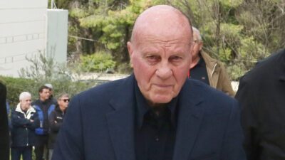 Ο Μίμης Δομάζος