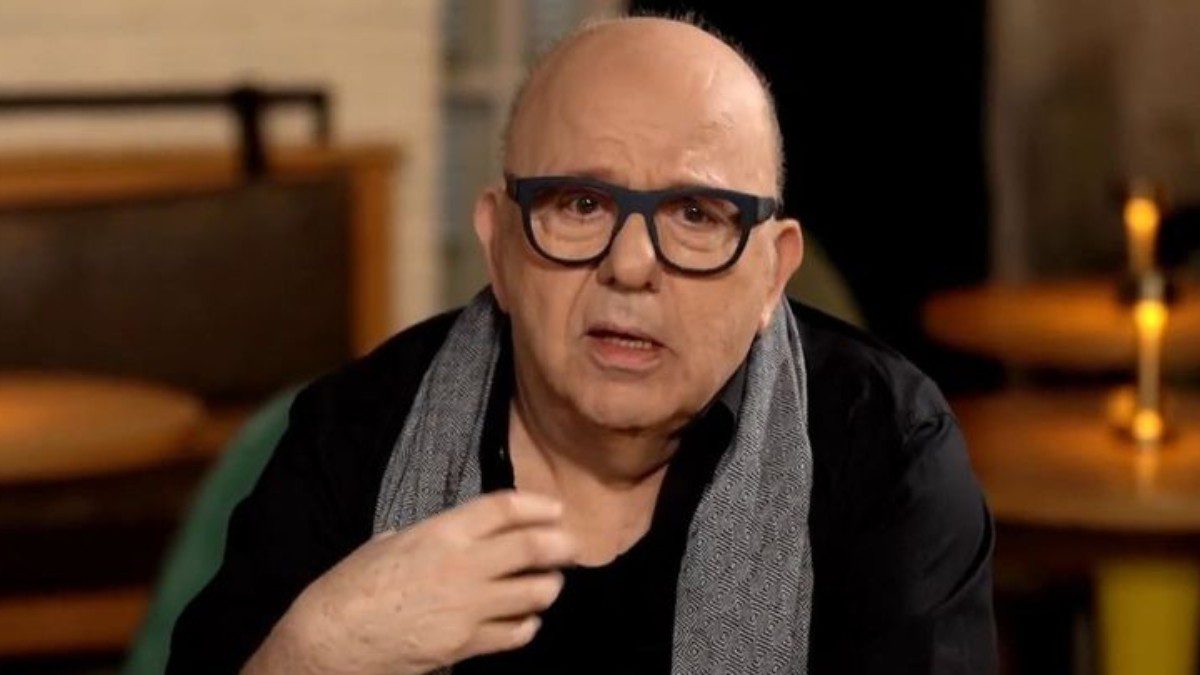 Ο Νίκος Μουρατίδης μιλάει για την Άντζυ Σαμίου