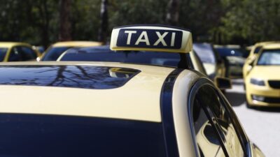 Χωρίς ταξί σήμερα (23/1) η Αθήνα - Ποιες ώρες τραβούν χειρόφρενο