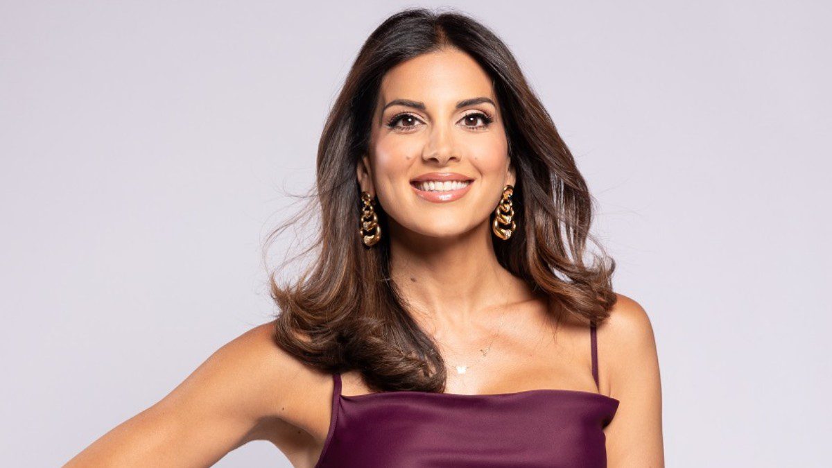 Η επίσημη φωτογράφιση της Σταματίνας Τσιμτσιλή για το Happy Day στον ALPHA