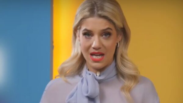 Η Τζένη Θεωνά στο Μαμά - Δες.