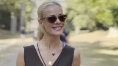 Η Ζέτα Μακρυπούλια με τον Νίκο Μουτσινλά επισκέφτηκαν την Καμπότζη