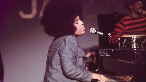 Ρομπέρτα Φλακ