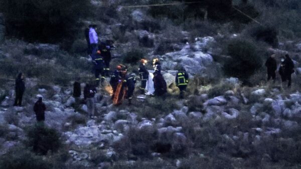 Βασίλης Καλογήρου