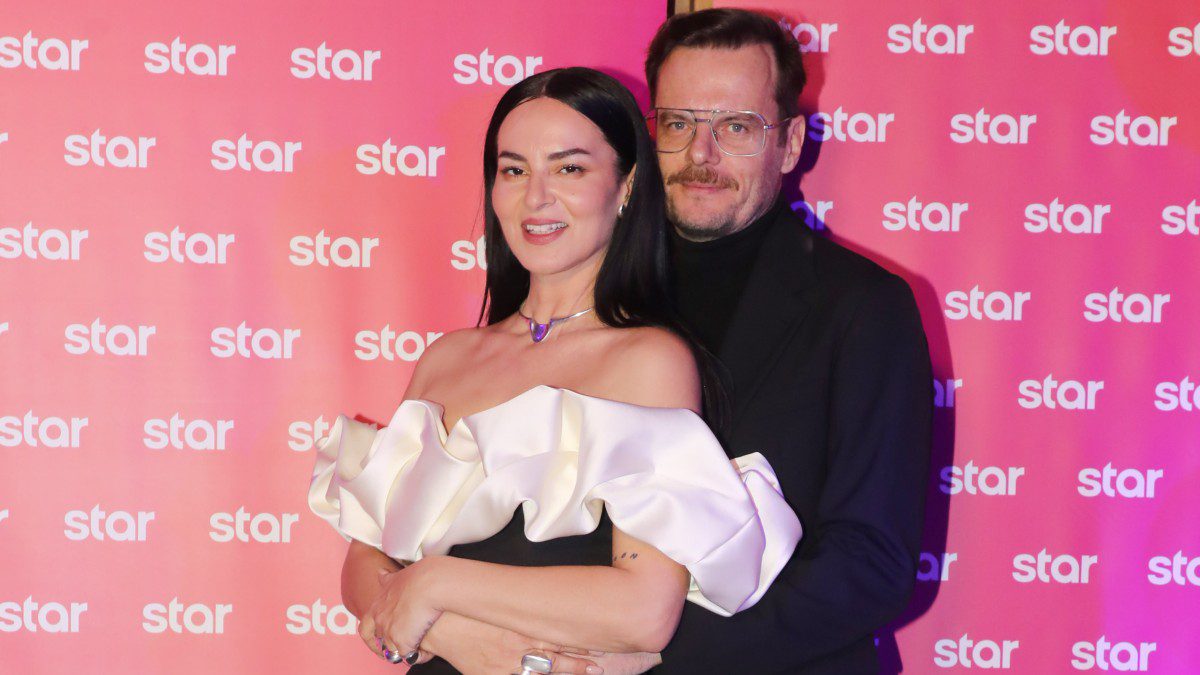 Ζενεβιέβ Μαζαρί, Βασίλης Καρύδης