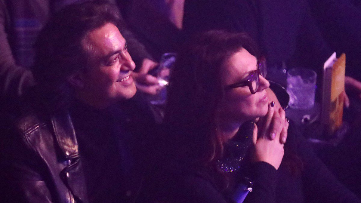 Ο Διονύσης Σχοινάς και η Καίτη Γαρμή σε βραδινή έξοδο.