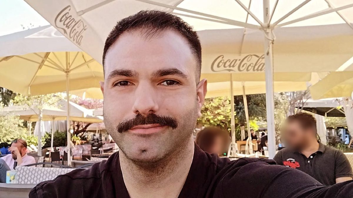 Ο Γιώργος Καρκάς σε σέλφι