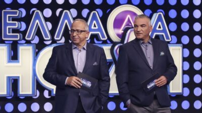 Ο Χρήστος Κούτρας και ο Γιάννης Ντσούνος στο πλατό της εκπομπής "Η Ελλάδα ψηφίζει"