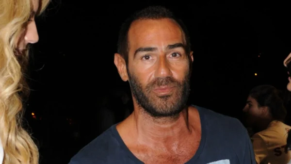 Αντώνης Κανάκης: «Σκέφτομαι πόσο βαθιά, πόσο δομικά προβληματικό είναι το ανθρώπινο είδος»