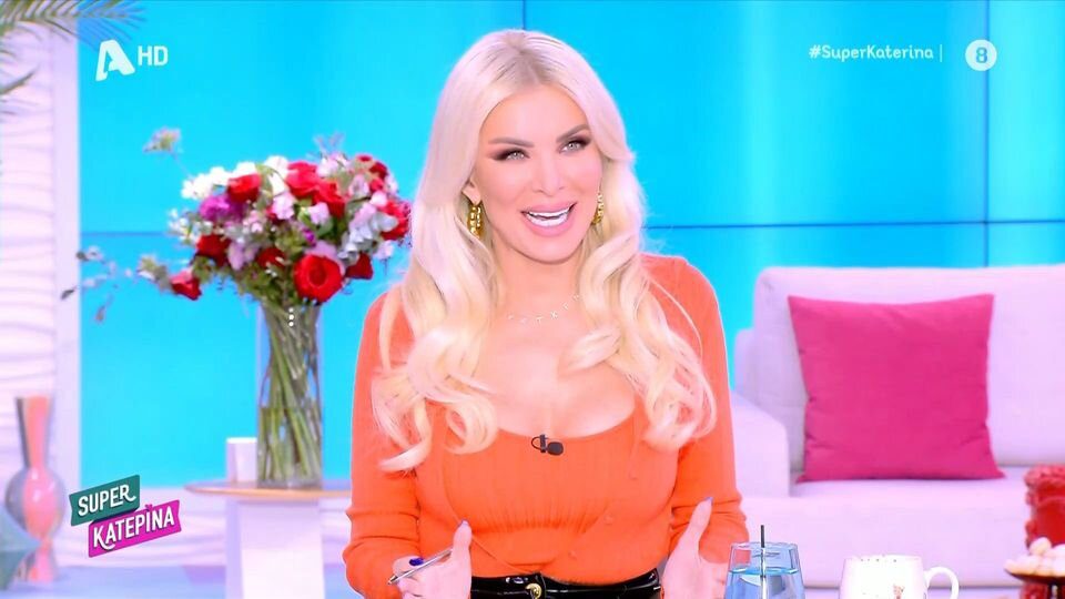 Η Κατερίνα Καινούργιου στον αέρα της εκπομπής της