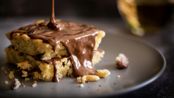 7 απίστευτες συνταγές για κέικ, με μίξερ ή χωρίς