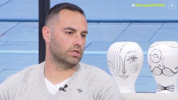 Ο Κώστας Φραγκολιάς στο πλατό του Χαμογέλα και Πάλι