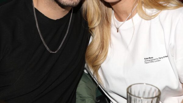 Ο Στέλιος Λεγάκης με τη σύντροφό του