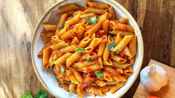 Μακαρόνια αραμπιάτα