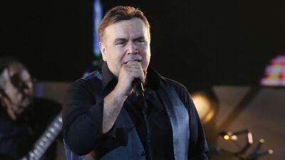 Ο Μανώλης Λιδάκης σε συναυλία του