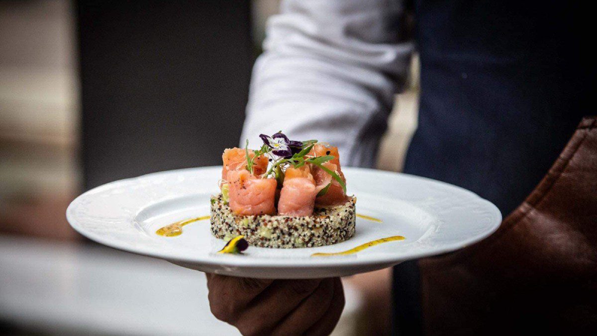 Le Pierrot Bistro: Μια αυθεντική γαλλική γαστρονομική εμπειρία στον Πειραιά