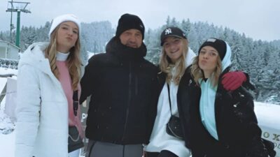 Νίκος Πλακιάς με κόρες και ανιψιά