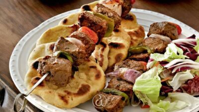 χοιρινά σουβλάκια