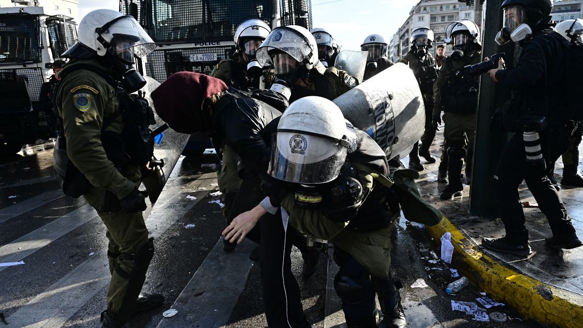 Επεισόδια για τα Τέμπη