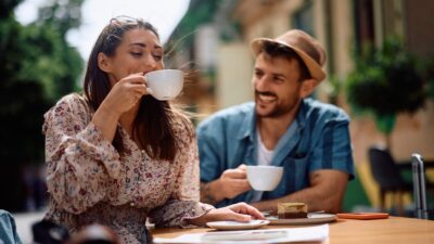 Ο καφές που αδυνατίζει πίνει ζευγάρι