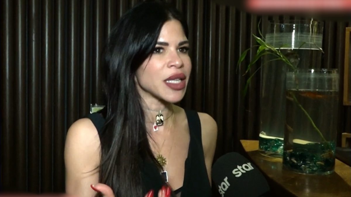 Η Δάφνη Καραβοκύρη στην καμερα του σταρ