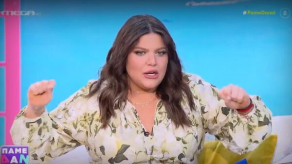 Η Δανάη Μπάρκα μιλάει στο πλατό του mega