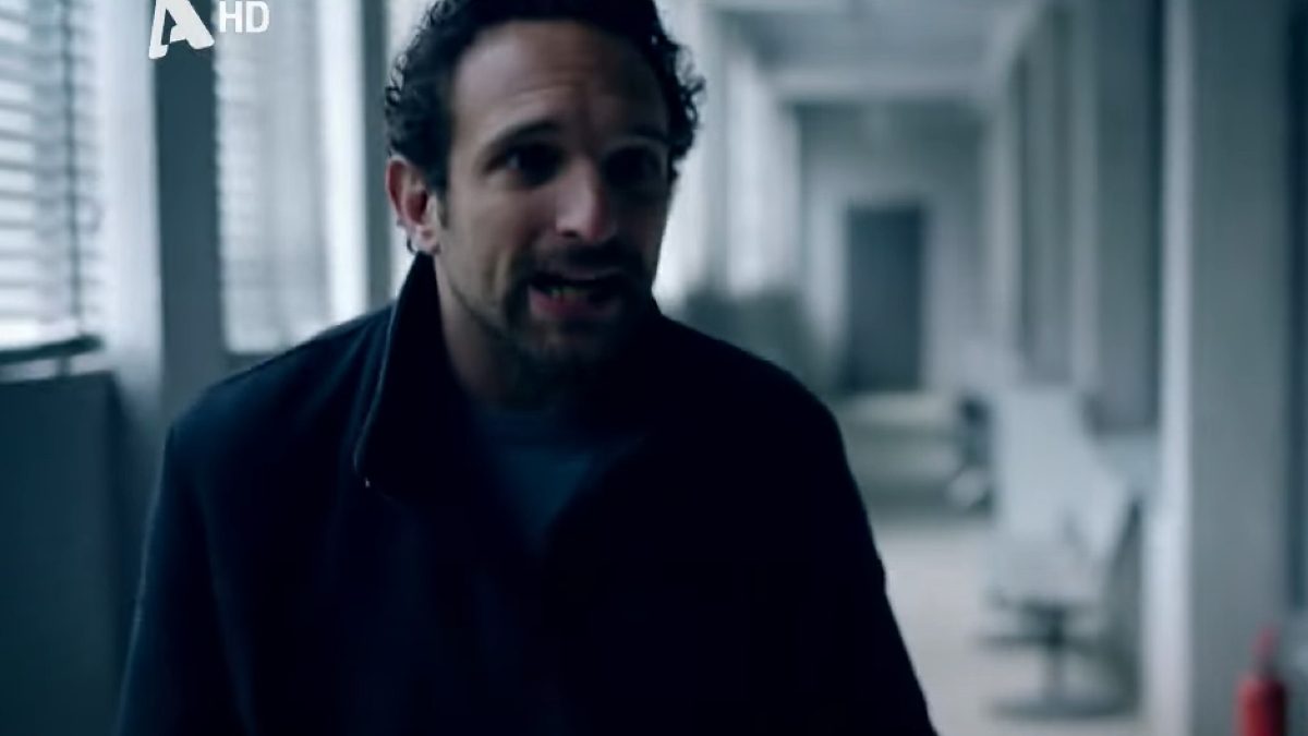 Ο Στέφανος από τη σειρά "Διάφανη αγάπη"