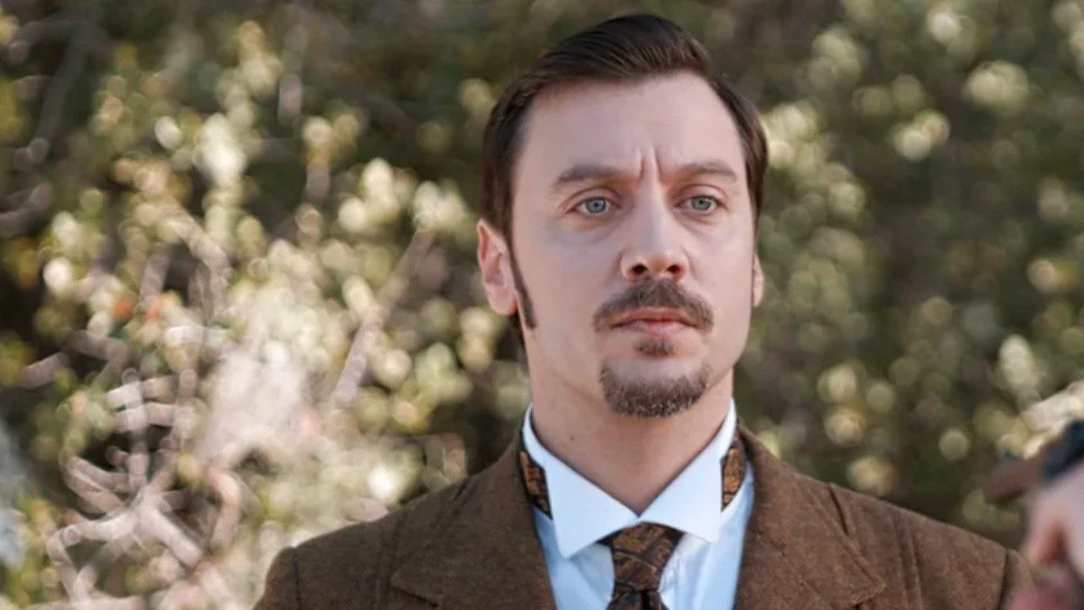 Grand Hotel: «Παντρέψου την πλούσια να σωθούμε» - Ο Ιορδάνης θυσιάζεται για το ξενοδοχείο