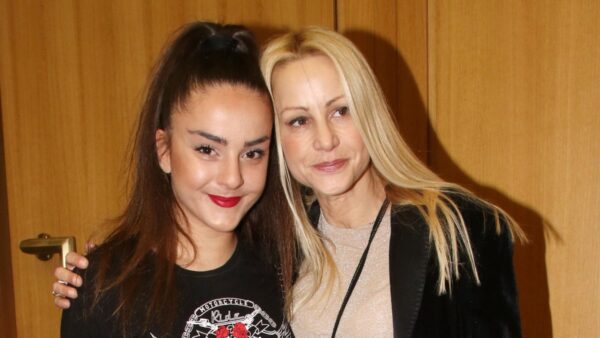 Η Μάρθα Κουτουμάνου με την κόρη της