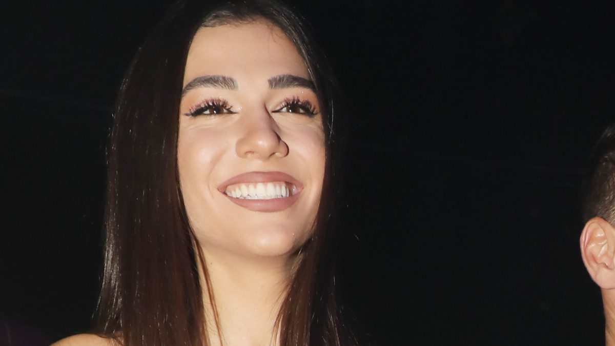 H Μελίνα Νικολαΐδη σε έξοδό της