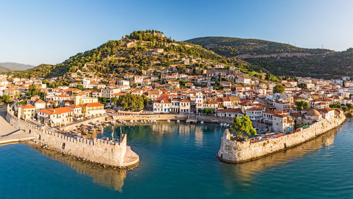 Γιατί το Πάσχα στη Ναύπακτο είναι μοναδικό