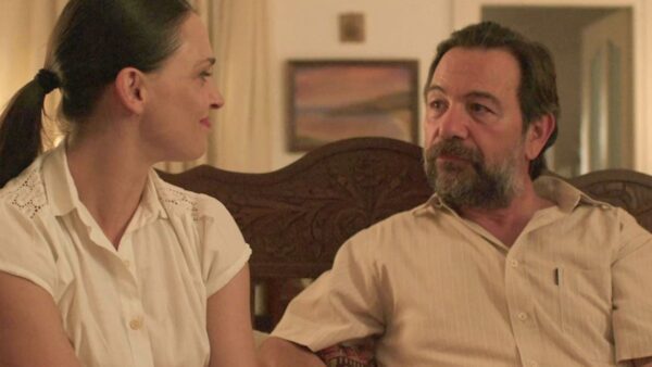 Ο Διονύσης στη σειρά Παραλία