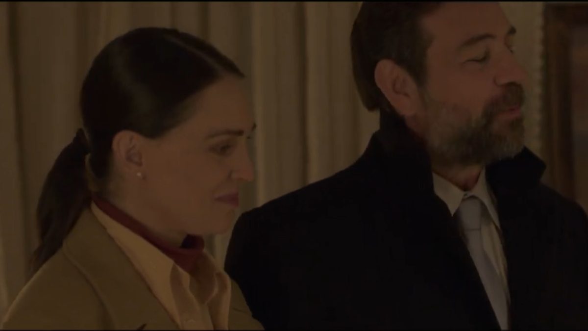 Ο Διονύσης και η Μαίρη στην σειρά «η παραλία»