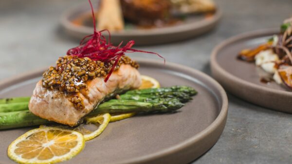 Ένα πιάτο σολομός