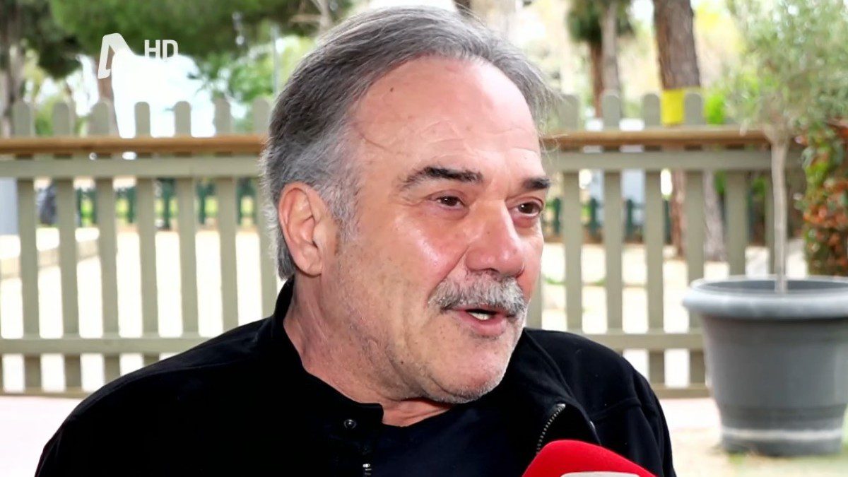 Ο Παύλος Σταματόπουλος μιλά στο Happy Day