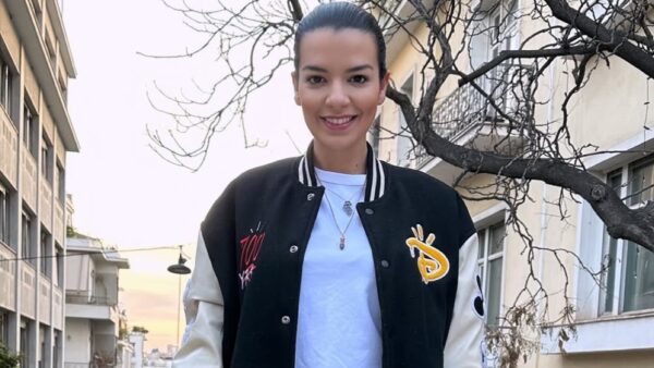 Η Νικολέττα Ράλλη στον δρόμο