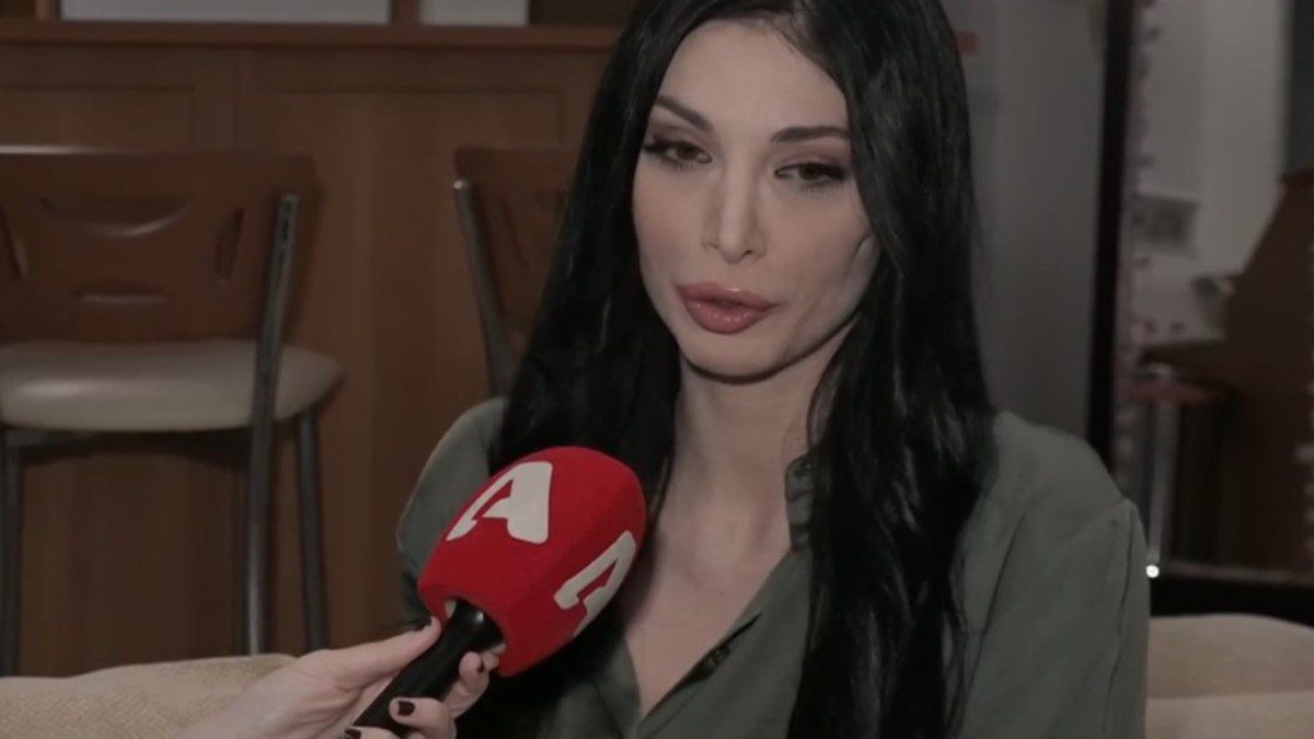 Η Σία Βοσκανίδου στην κάμερα του Super Κατερίνα