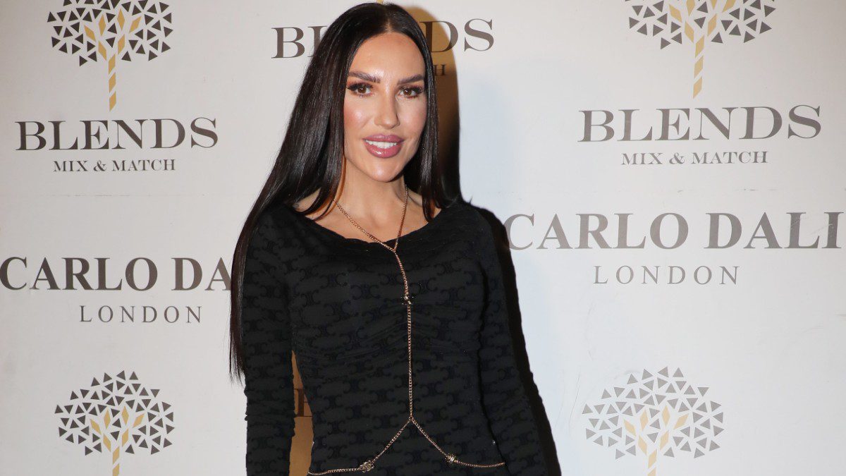 H Ζέτα Θεοδωροπούλου σε βραδινή έξοδο