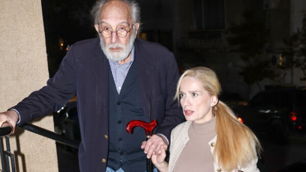 Αλέξανδρος Λυκουρέζος, Τζένη Οικονόμου