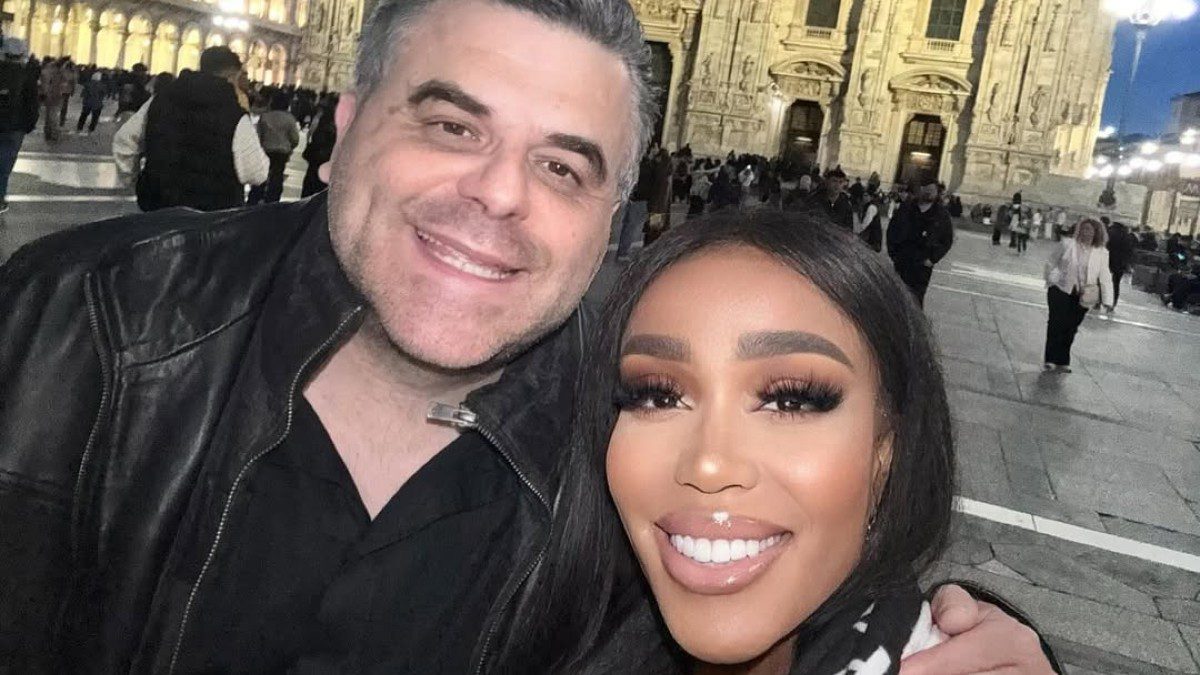 Ελίζαμπεθ Ελέτσι, Νεκτάριος Λεμονίδης