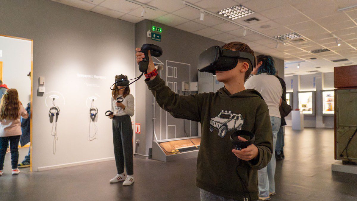 Τα παιδιά ανακαλύπτουν στο Μουσείο Τηλεπικοινωνιών Ομίλου ΟΤΕ