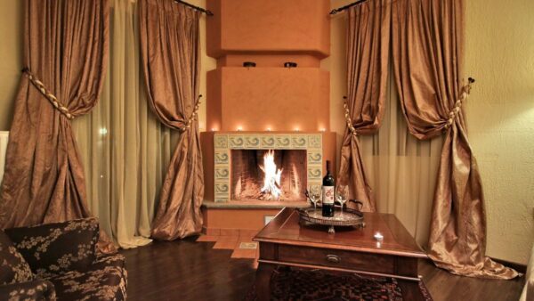 Διαμονή στο Aiora suites