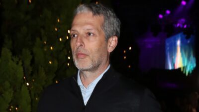 Ο Ανδρέας Καψάλης σε βραδινή έξοδό του