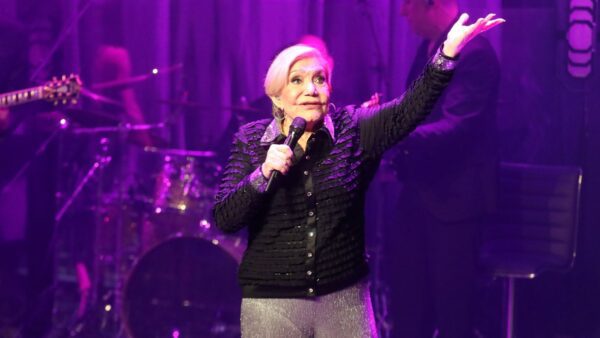 Η Μαρινέλλα σε συναυλία της