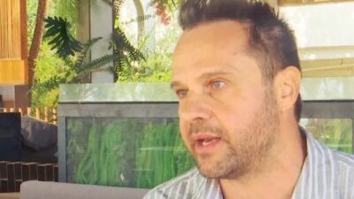 Ο Μέμος Μπεγνής στην εκπομπή Happy Day