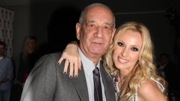 Πέγκυ Ζήνα, Δημήτρης Μητροπάνος