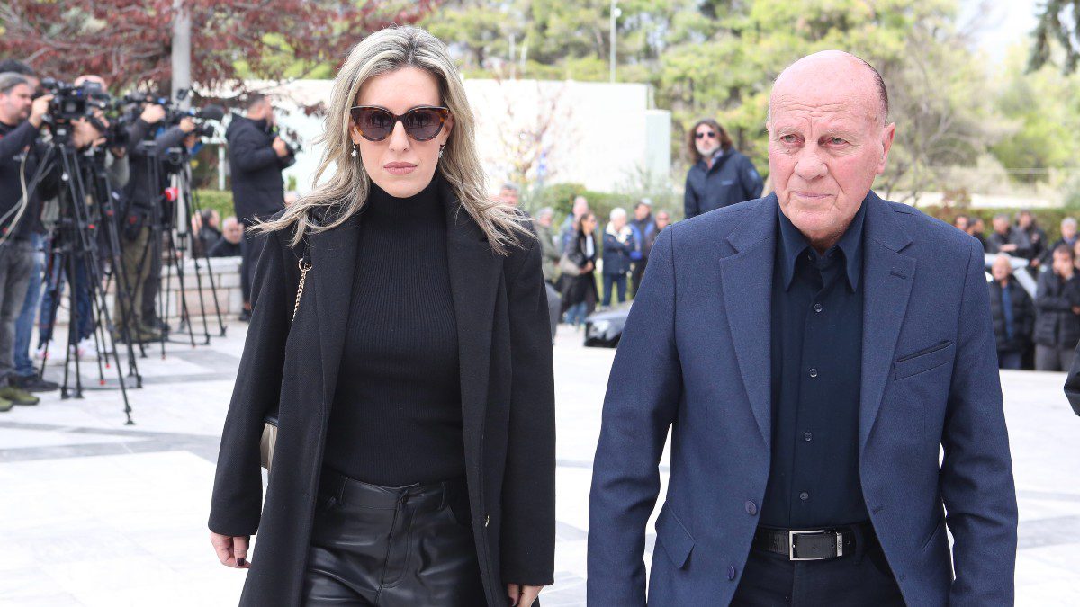 Η Πόπη Δομάζου μαζί με τον Μίμη Δομάζο