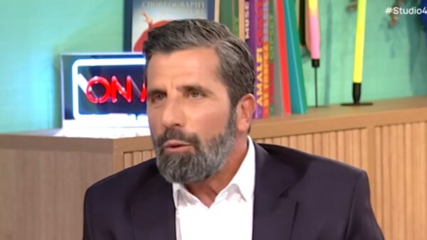 Ο Θανάσης Βισκαδουράκης στο Στούντιο 4