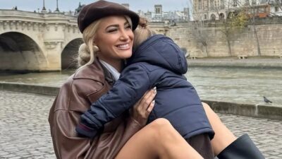 Ιωάννα Τούνη με γιο Πάρη