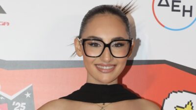 Η Klavdia σε έξοδό της